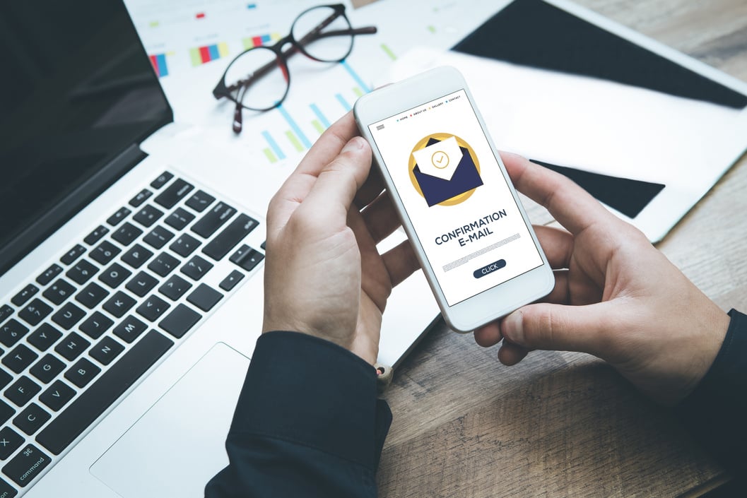 CONFIRMATION E-MAIL CONCEPT